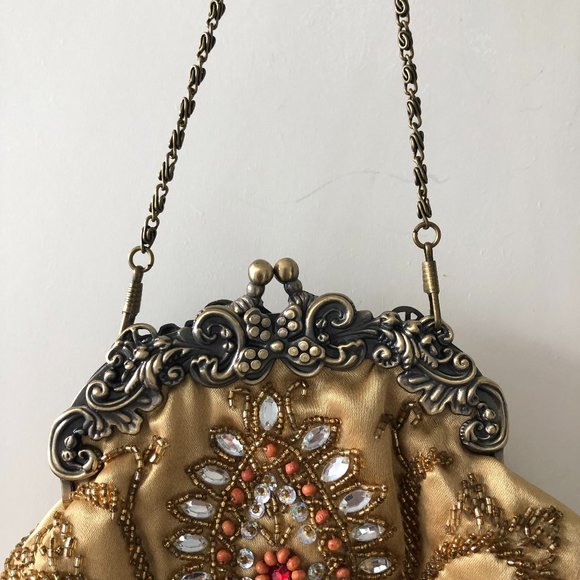 3/$30 ✨Gold Satin Beaded Clutch with Chain Strap - Picture 2 of 5